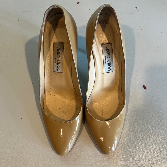 Jimmy Choo Lewis nude patent leather heel